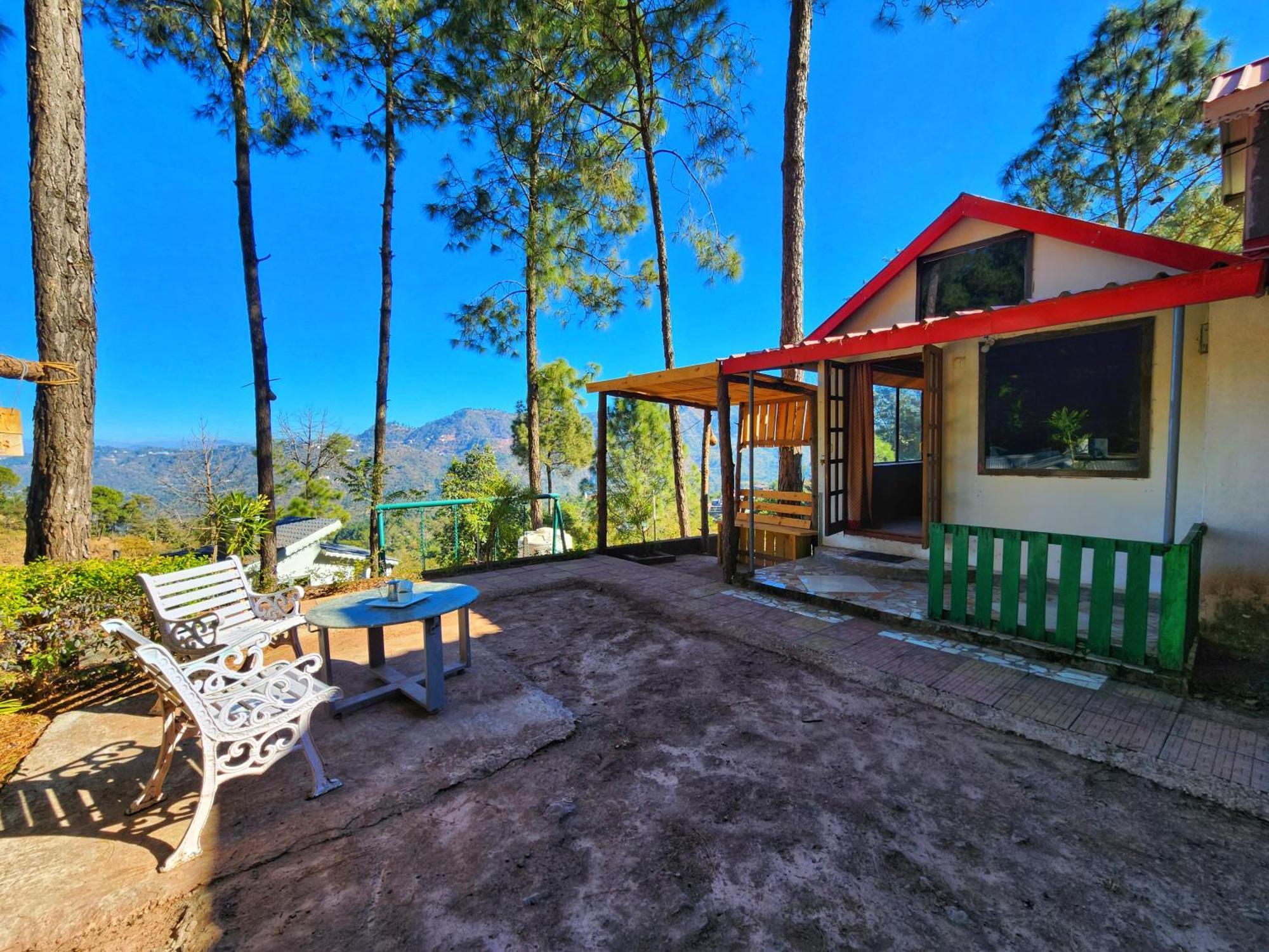 Pine Valley Resort Kasauli Exterior photo